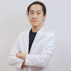Dr. Robin Koh Tse Lip