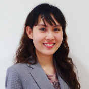 Dr. Susie Lim Zi Wei @ Klinik Pergigian Dazzling Smiles