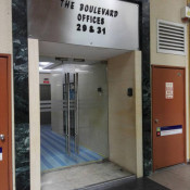 ARC Medical Group (Mid Valley) - Entrance