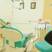 Klinik Pergigian Dazzling Smiles