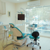 Klinik Pergigian Dazzling Smiles