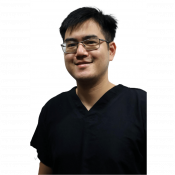 Dr. Wai Mun Hou @ Sparkle Care Dental Clinic